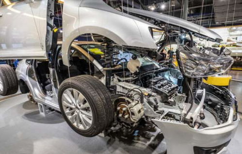 双轮竞逐 传统车企与新势力在电动两轮车领域的优势解析